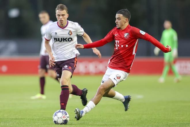 未就此尘埃 未就此尘埃