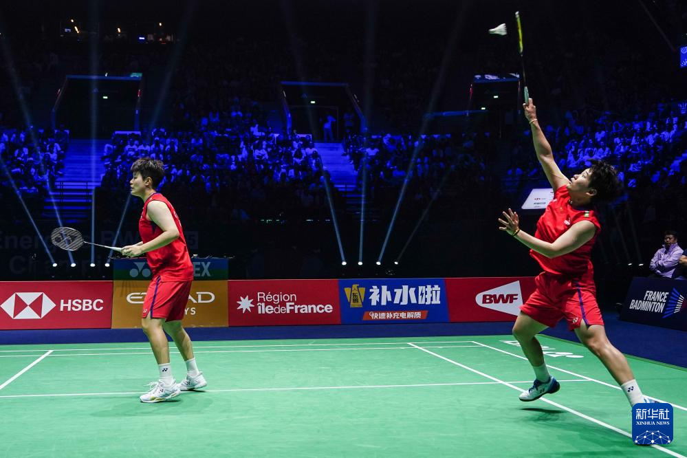 球员们因肤 球员们因肤