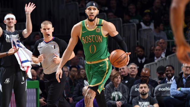 能否拿分❓️伊万科维奇执教国足战绩：3胜2平5负.