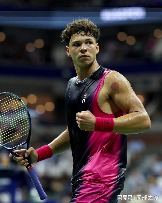 拉菲尼亚：很失望没拿到金球奖，第五名是荣誉但我期望更高